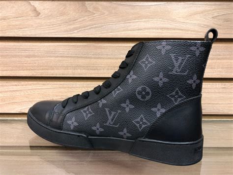 bota louis vuitton hombre|botas de piel de hombre.